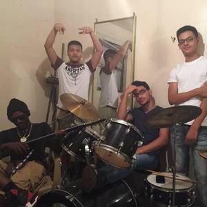 Meet your Posher, Emanuel